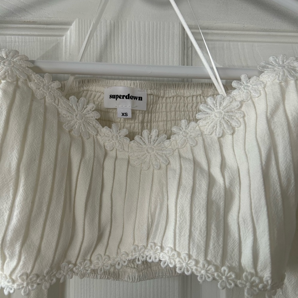 Superdown Tamsyn Crop Top: Xsmall View 4